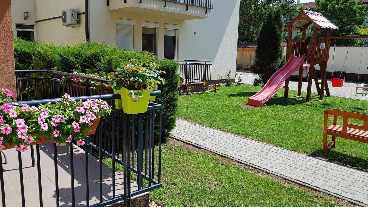 Amulett Suite Apartment Hajdúszoboszló Exterior foto